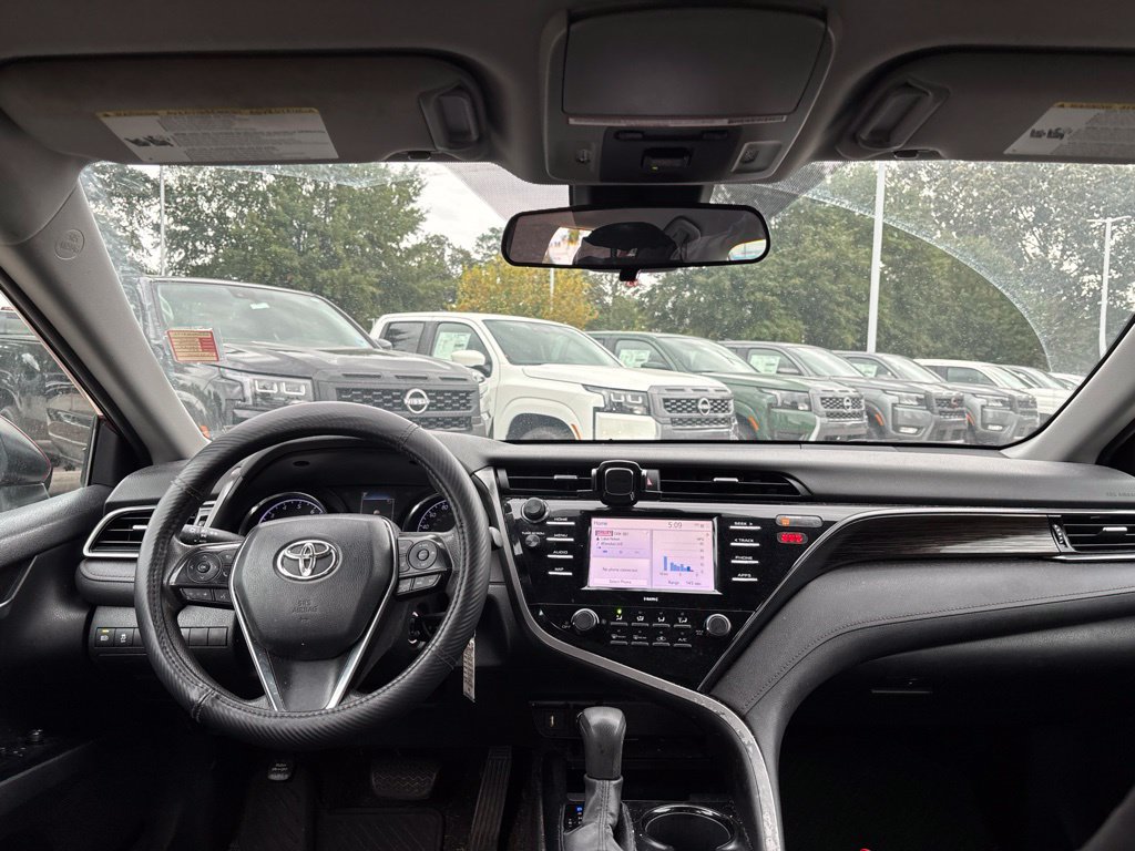Used 2020 Toyota Camry LE FWD image 8