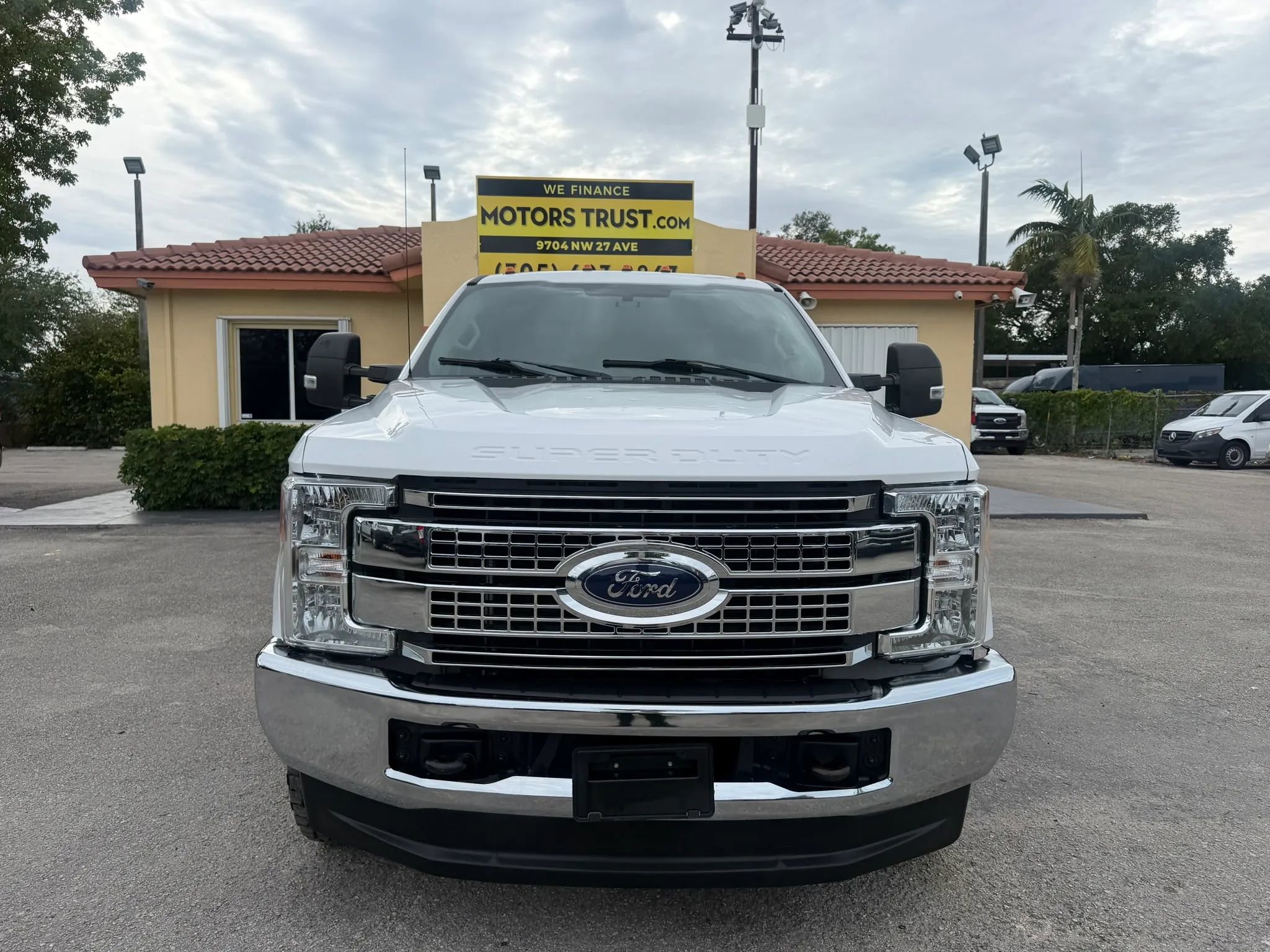 Used 2019 Ford F350 XL w/ Power Equipment Group AWD/4WD image 8