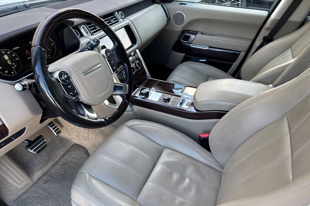Used 2017 Land Rover Range Rover Supercharged image 9