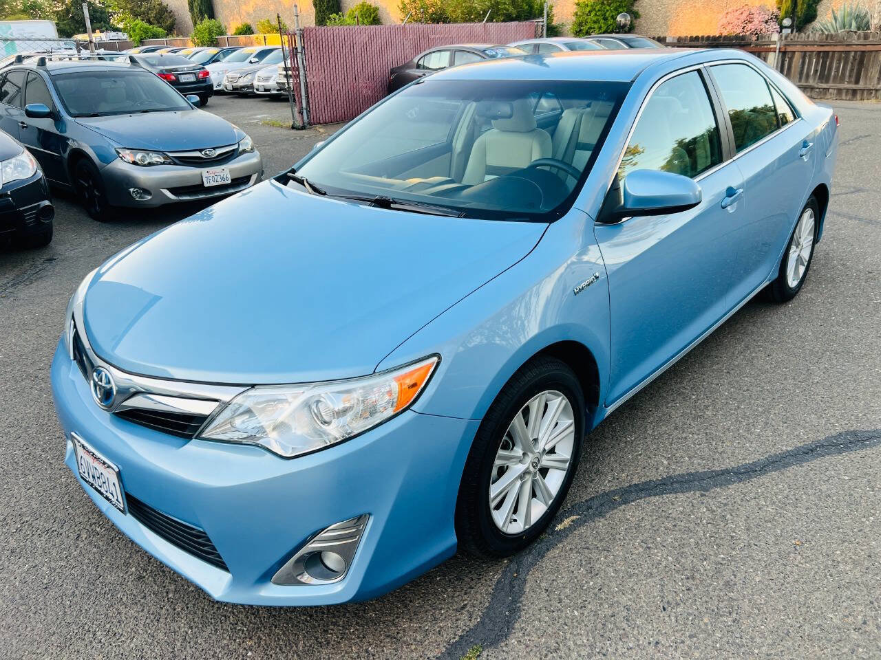 Used 2012 Toyota Camry XLE w/ Convenience Pkg