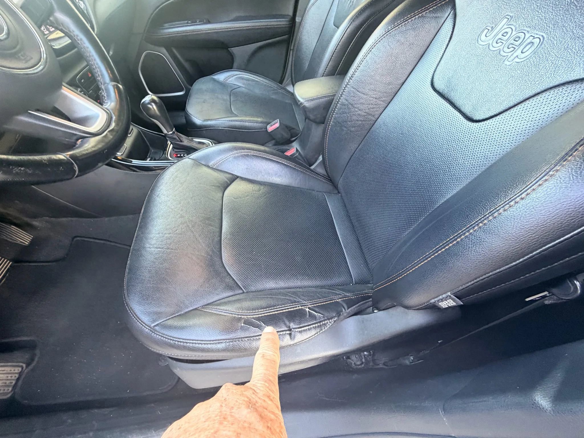 Used 2020 Jeep Compass Limited FWD image 19