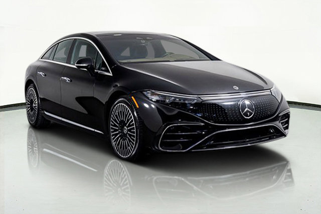 Used 2022 Mercedes-Benz EQS 580 4MATIC Sedan image 4