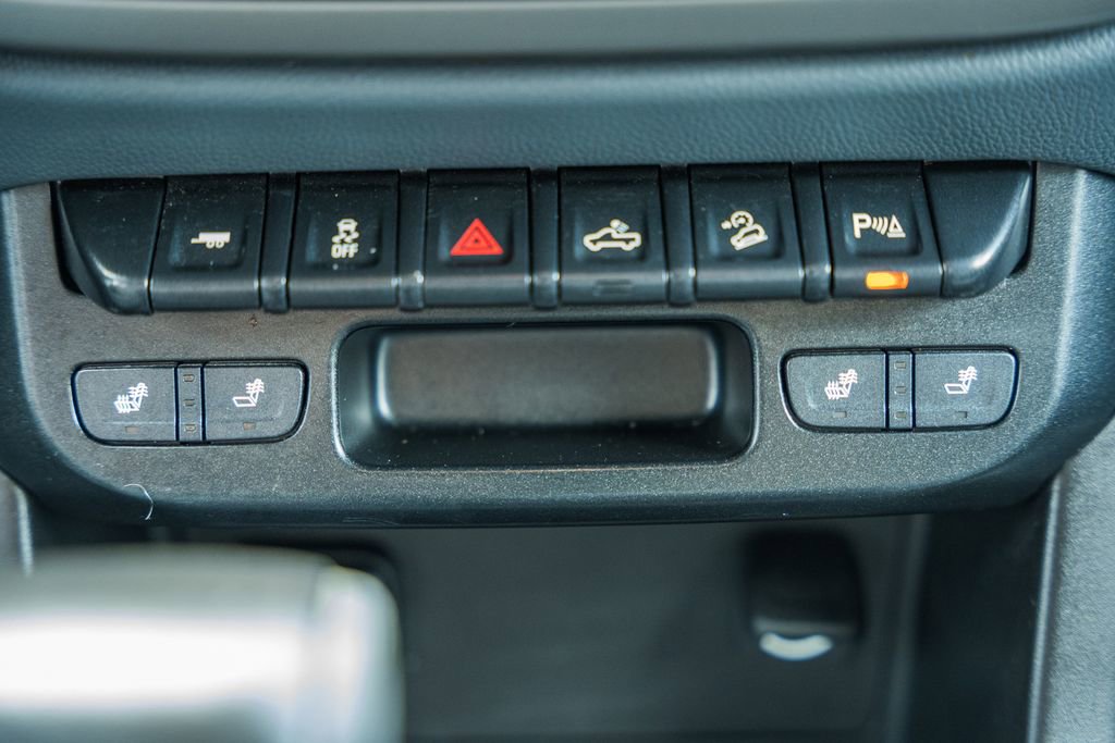 Used 2019 Chevrolet Colorado Z71 image 33