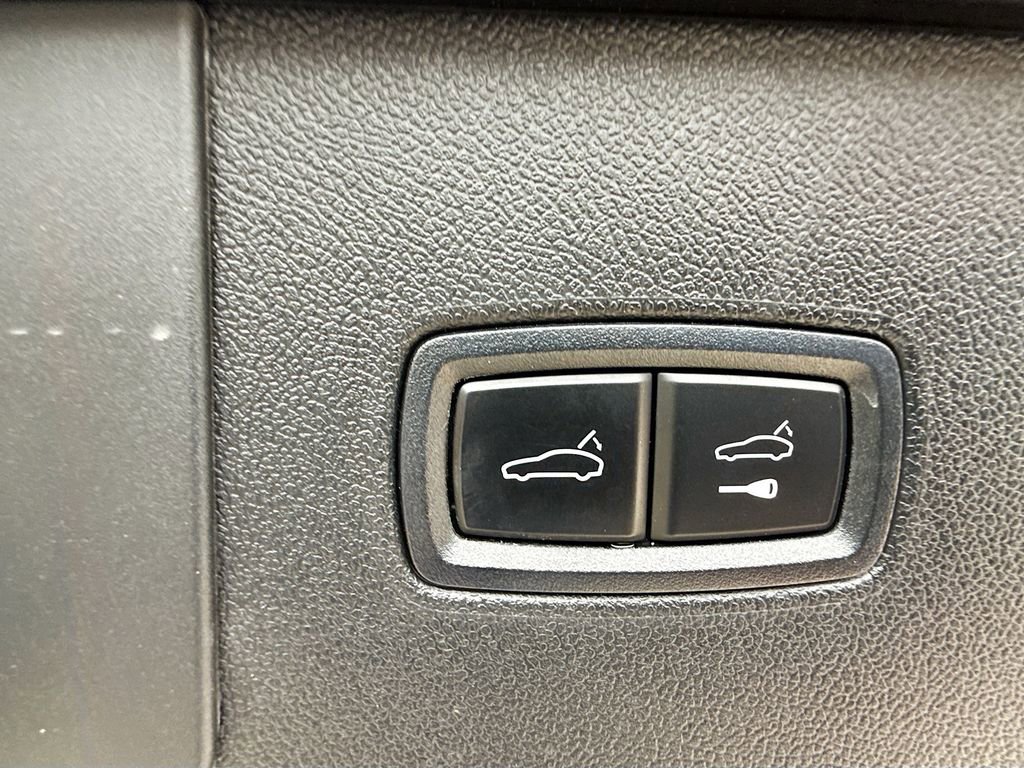 Used 2021 Porsche Cayenne S AWD/4WD image 31