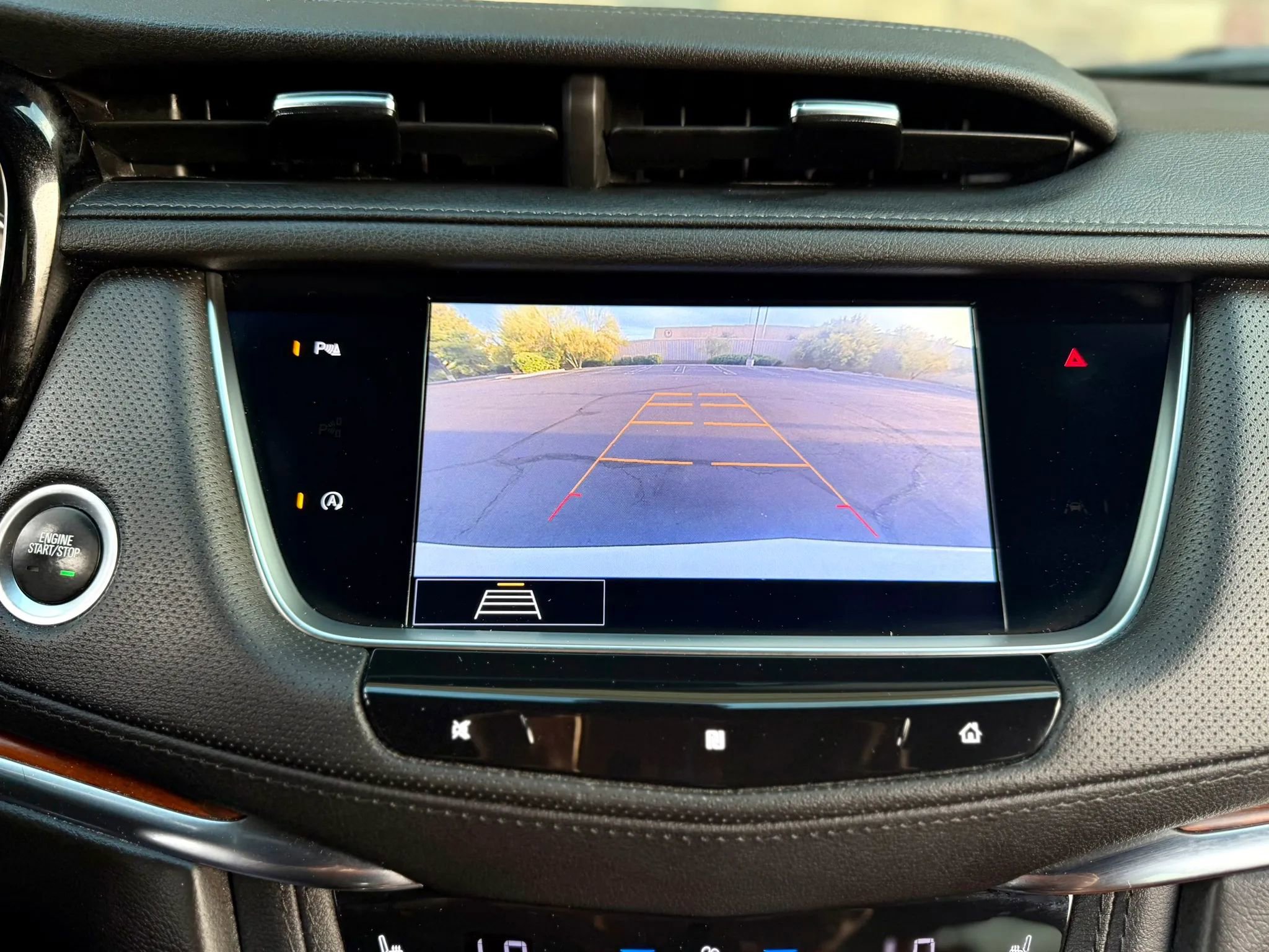 Used 2020 Cadillac XT5 Premium Luxury image 15