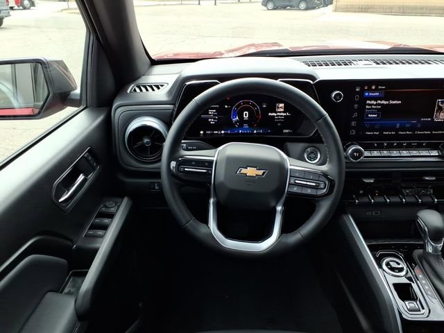 Used 2024 Chevrolet Colorado LT w/ LT Convenience Package III AWD/4WD image 14