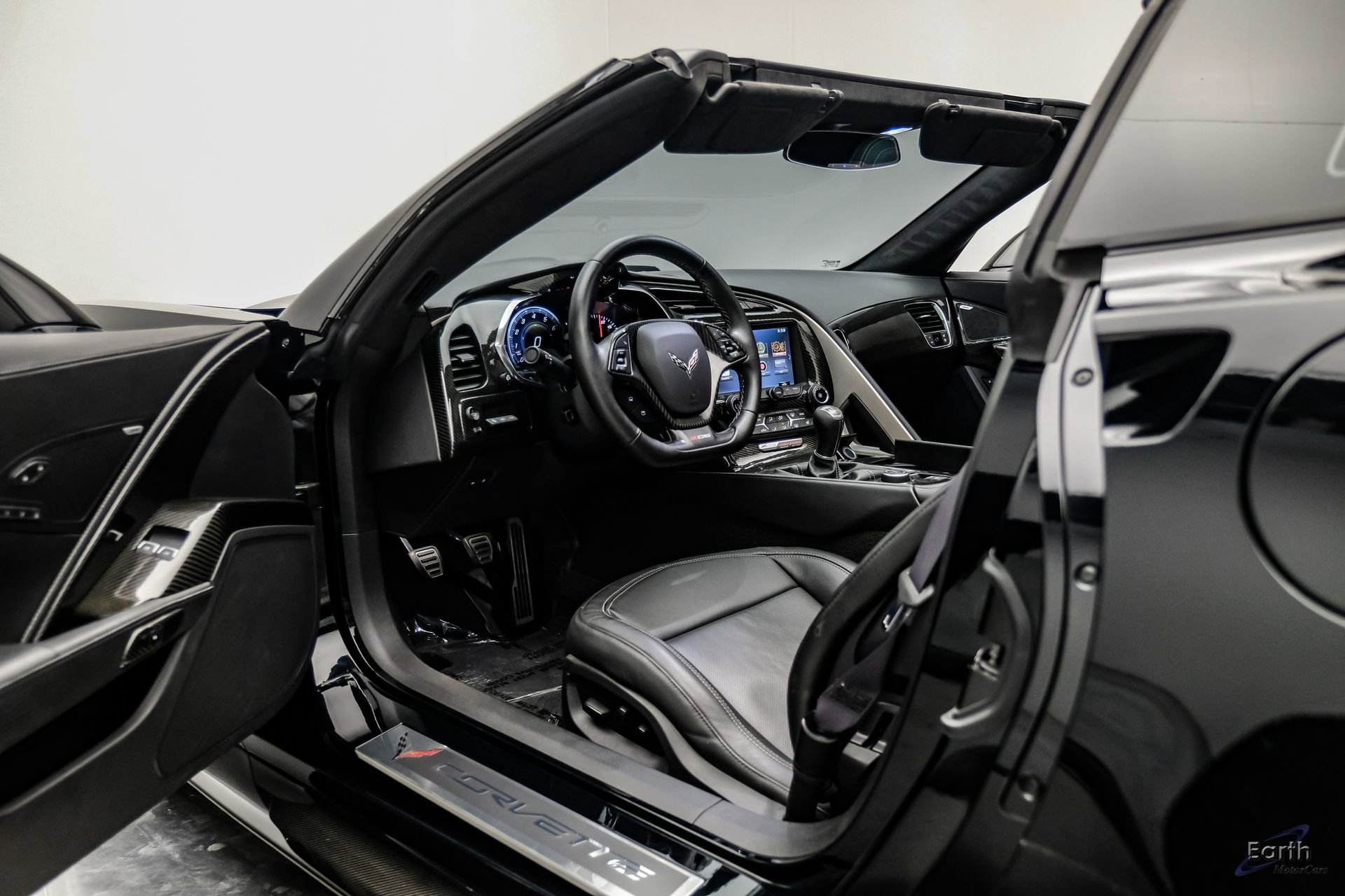 Used 2015 Chevrolet Corvette Z06 w/ 3LZ Preferred Equipment Group image 43