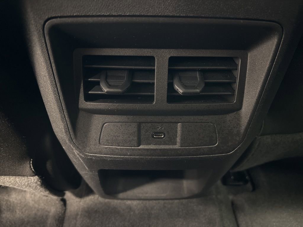 Used 2023 Chevrolet Colorado LT w/ LT Convenience Package III image 33