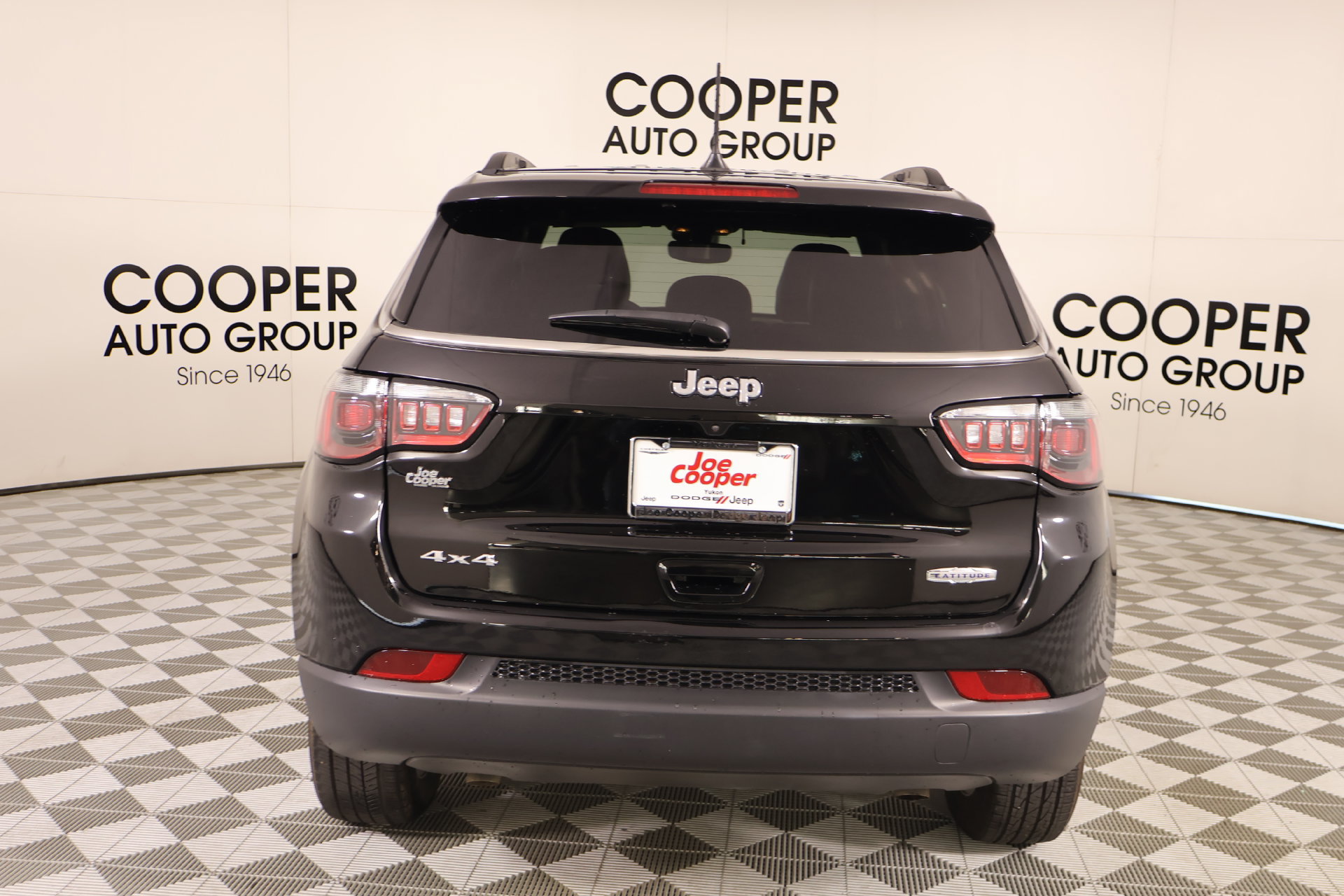 Used 2025 Jeep Compass Latitude AWD/4WD image 21