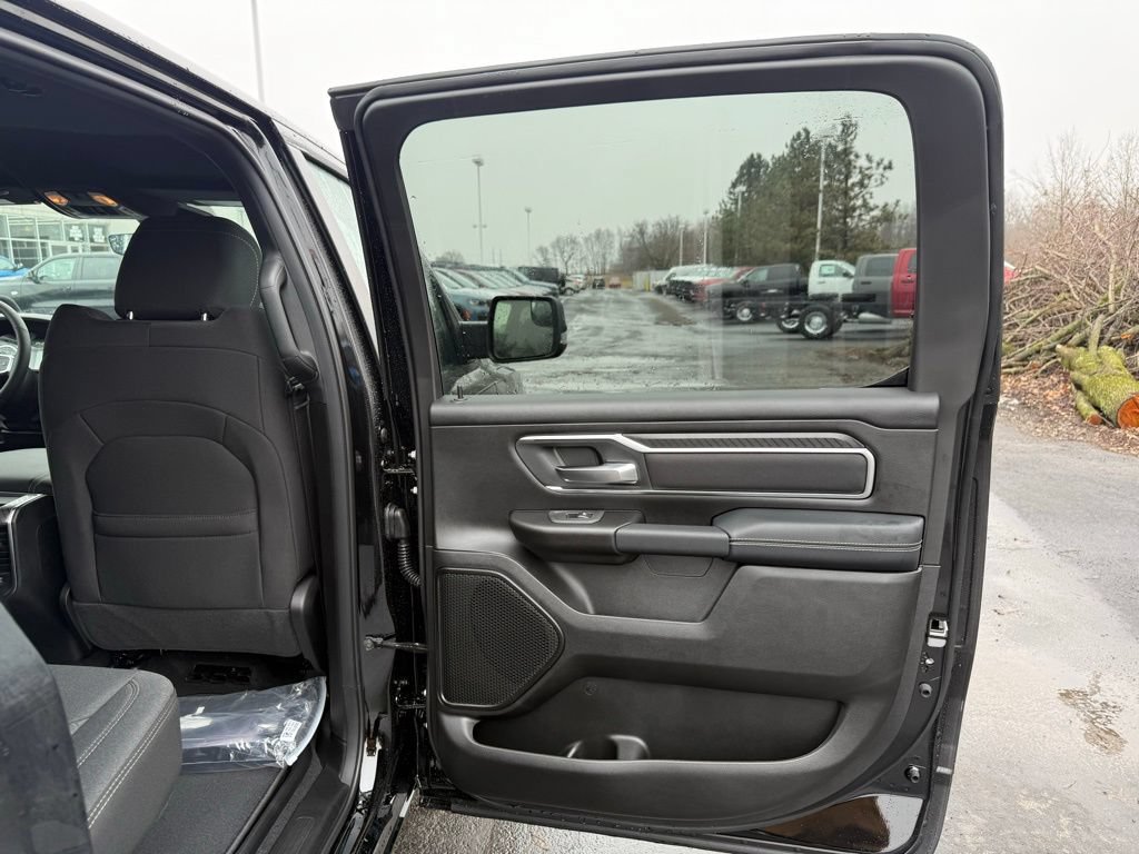 New 2026 RAM 1500 Big Horn AWD/4WD image 24