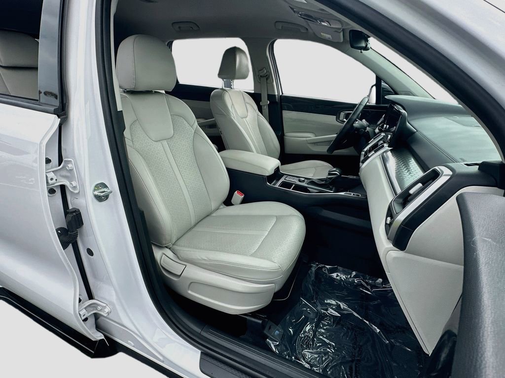 Used 2023 Kia Sorento S FWD image 28