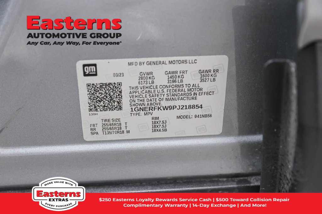 Used 2023 Chevrolet Traverse LS FWD image 36