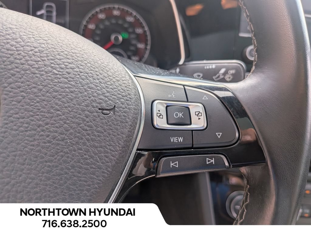 Used 2020 Volkswagen Jetta R-Line FWD image 24