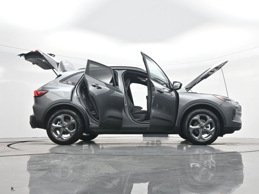 New 2026 Ford Escape ST-Line image 48