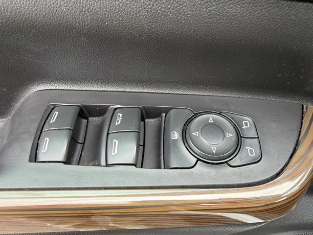 Used 2020 GMC Acadia SLE w/ Driver Convenience Package FWD image 27