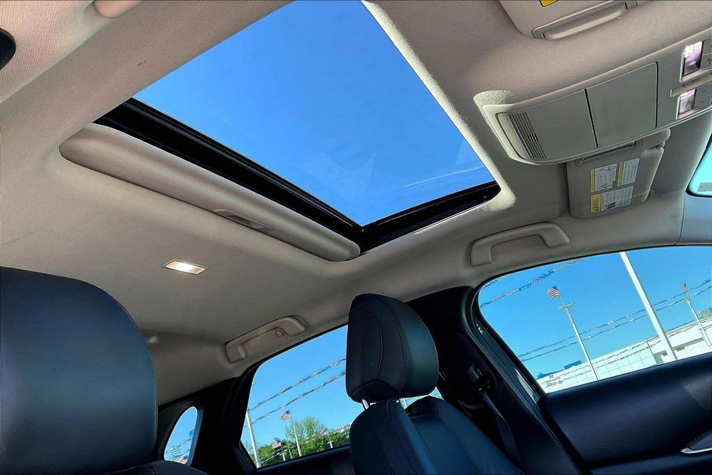 Used 2021 MAZDA CX-30 2.5 Turbo w/ Premium Plus Pkg AWD/4WD image 16