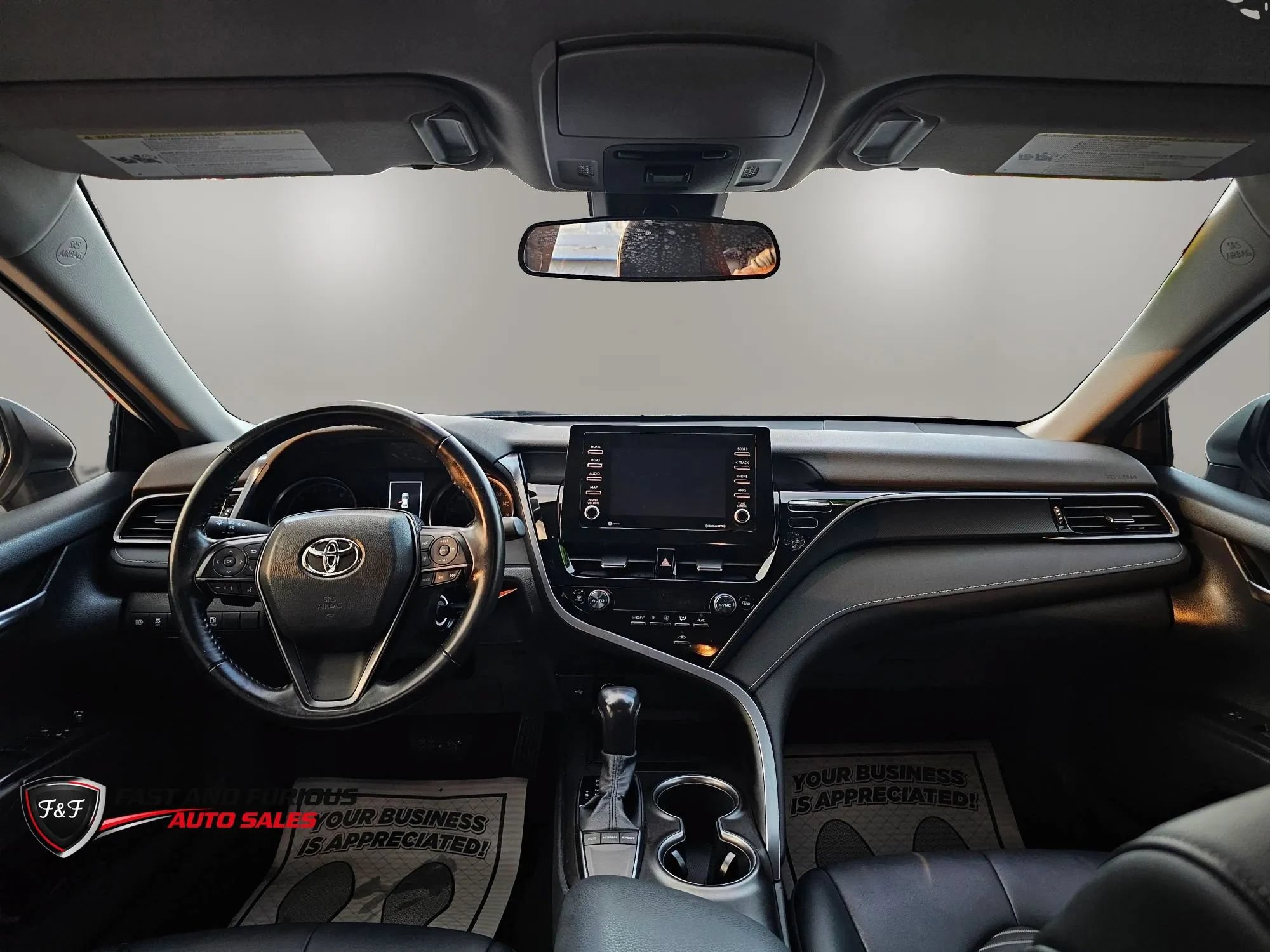Used 2023 Toyota Camry SE FWD image 15