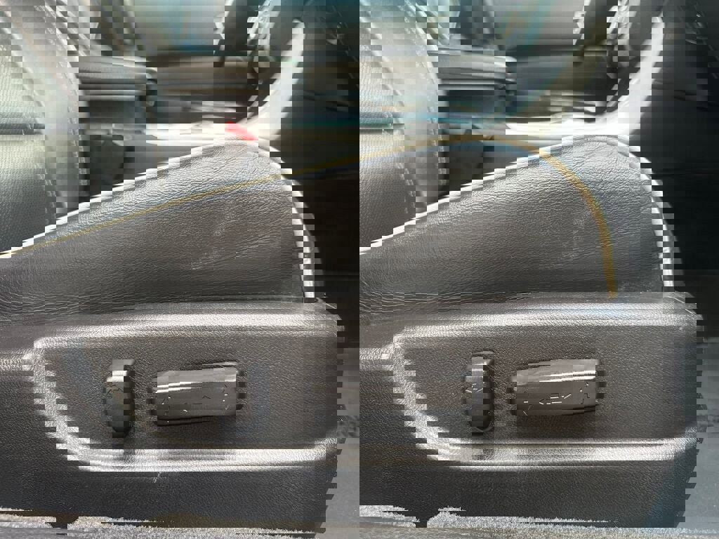 Used 2018 Acura TLX V6 SH-AWD w/ Technology Pkg image 28