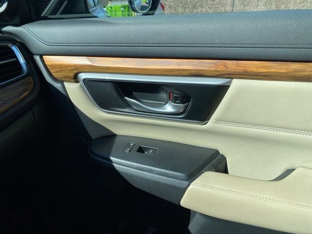 Used 2017 Honda CR-V Touring image 25