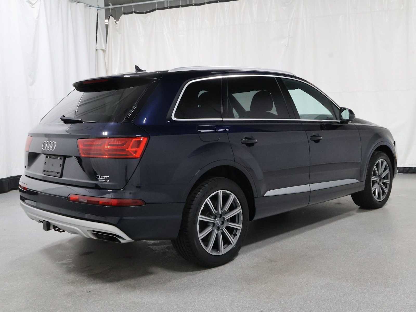Used 2018 Audi Q7 3.0T Premium Plus w/ Premium Plus Package AWD/4WD image 9