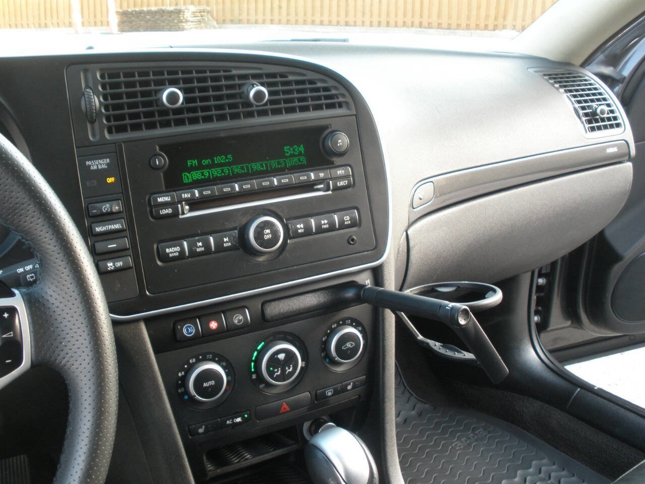 Used 2011 Saab 9-3 X image 34