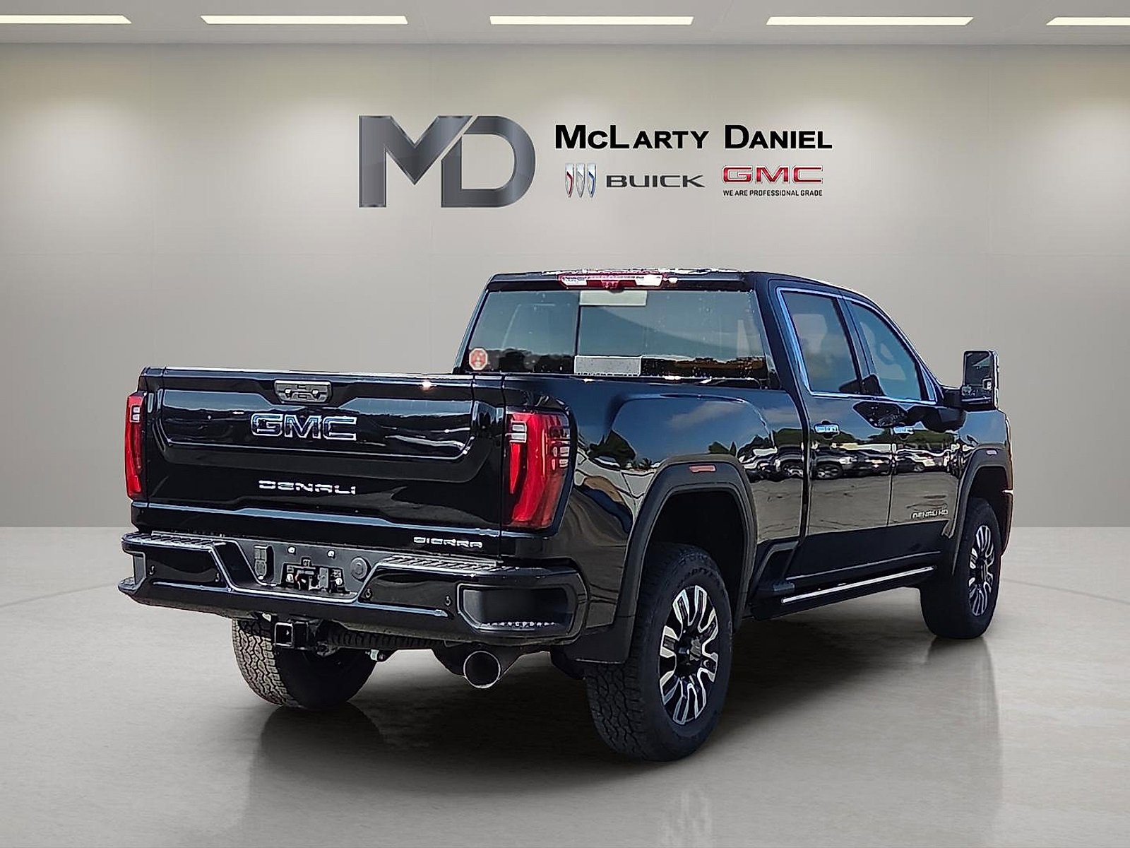 New 2026 GMC Sierra 2500 Denali Ultimate image 5