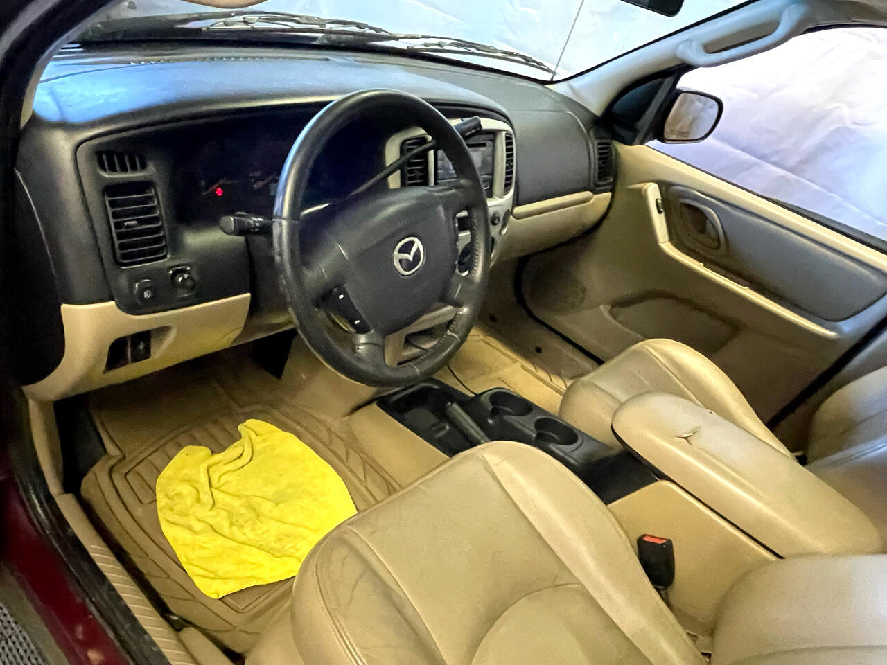 Used 2003 MAZDA Tribute ES image 24