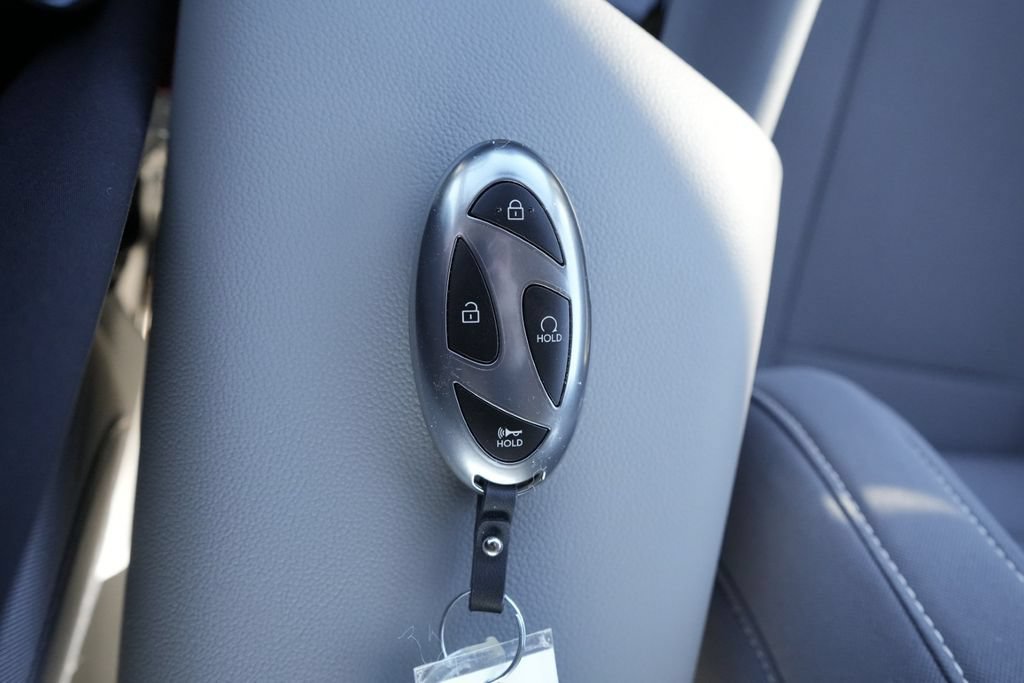 New 2026 Hyundai Elantra SEL Sport FWD image 33