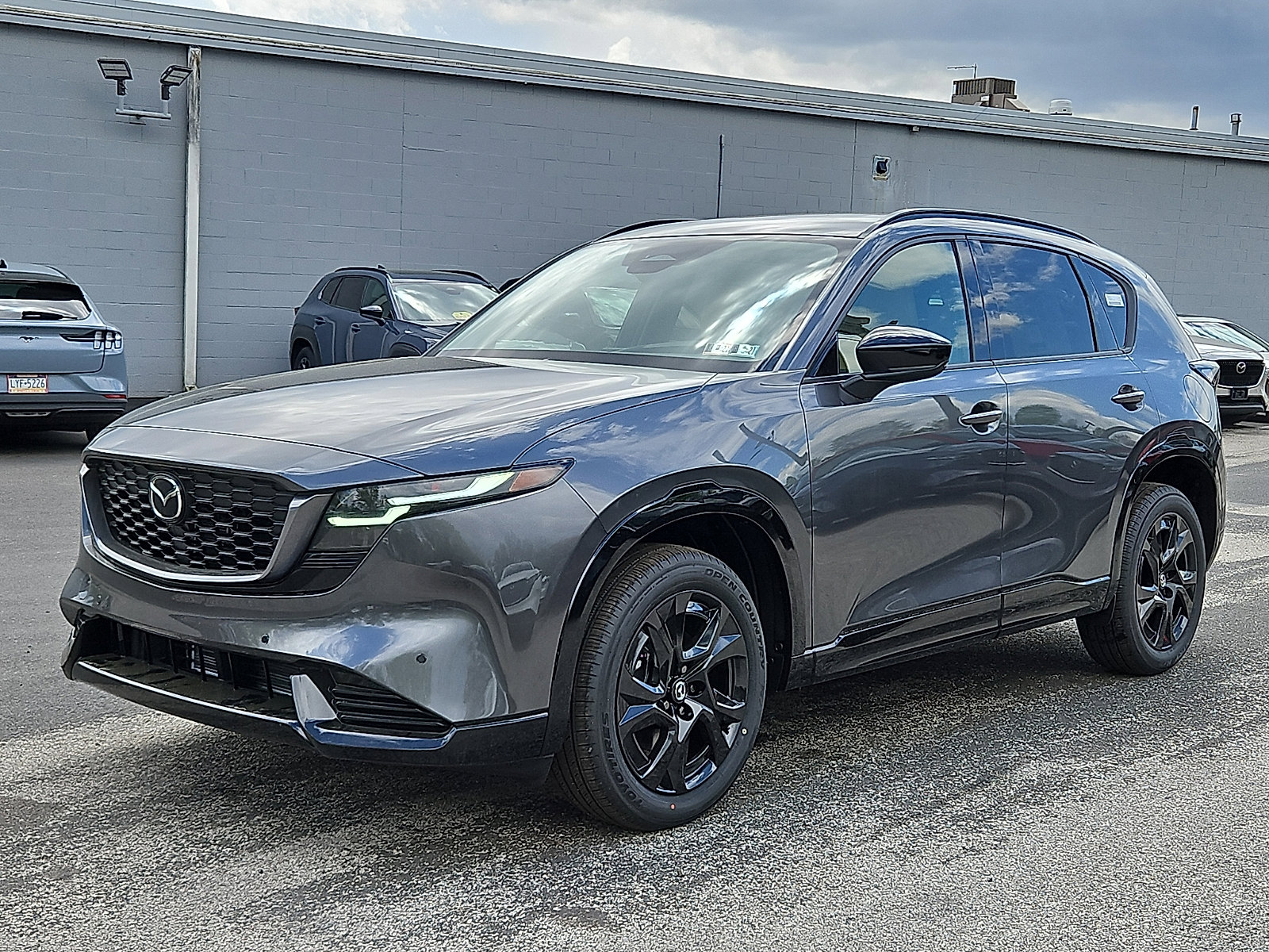 New 2026 MAZDA CX-5 2.5 S w/ Premium Package AWD/4WD image 3