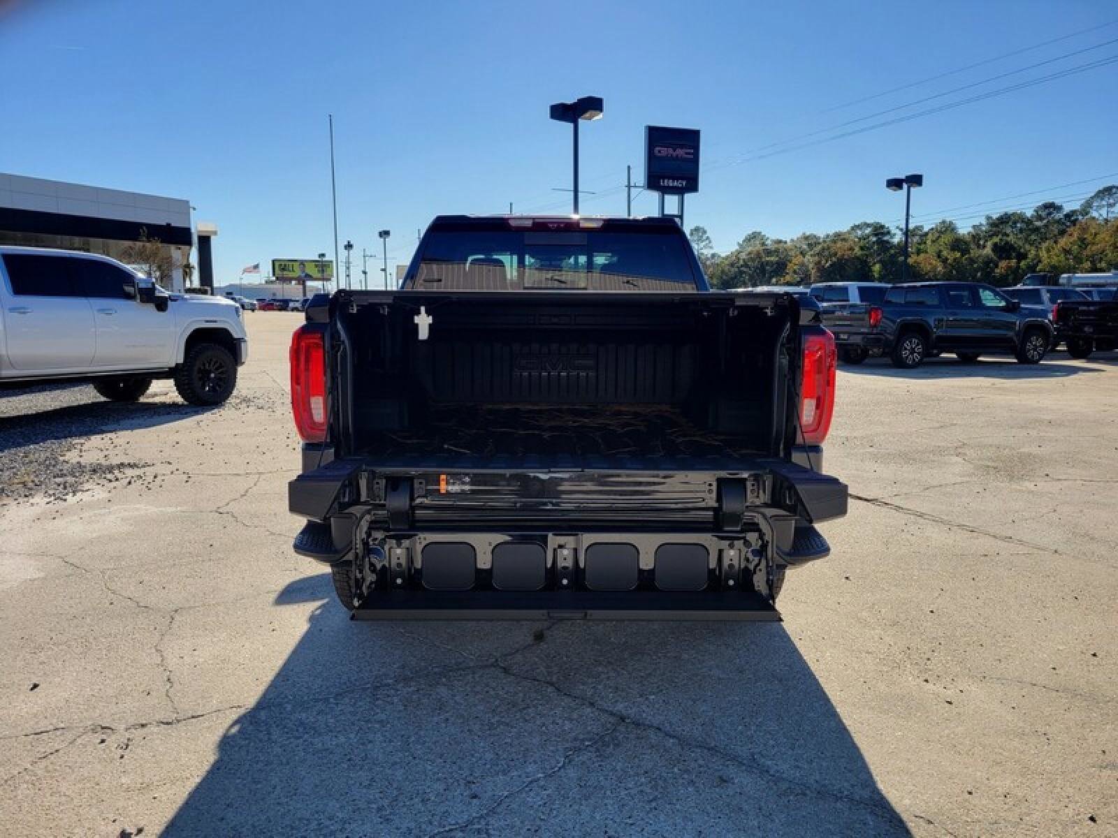 New 2026 GMC Sierra 1500 AT4 w/ AT4 Premium Package image 8