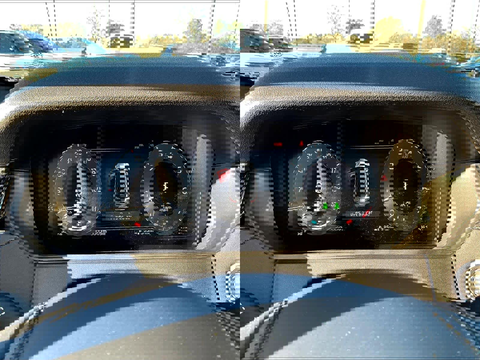 New 2025 Land Rover Range Rover Velar Dynamic SE AWD/4WD image 19