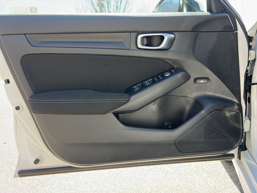 Used 2023 Honda Civic LX image 11