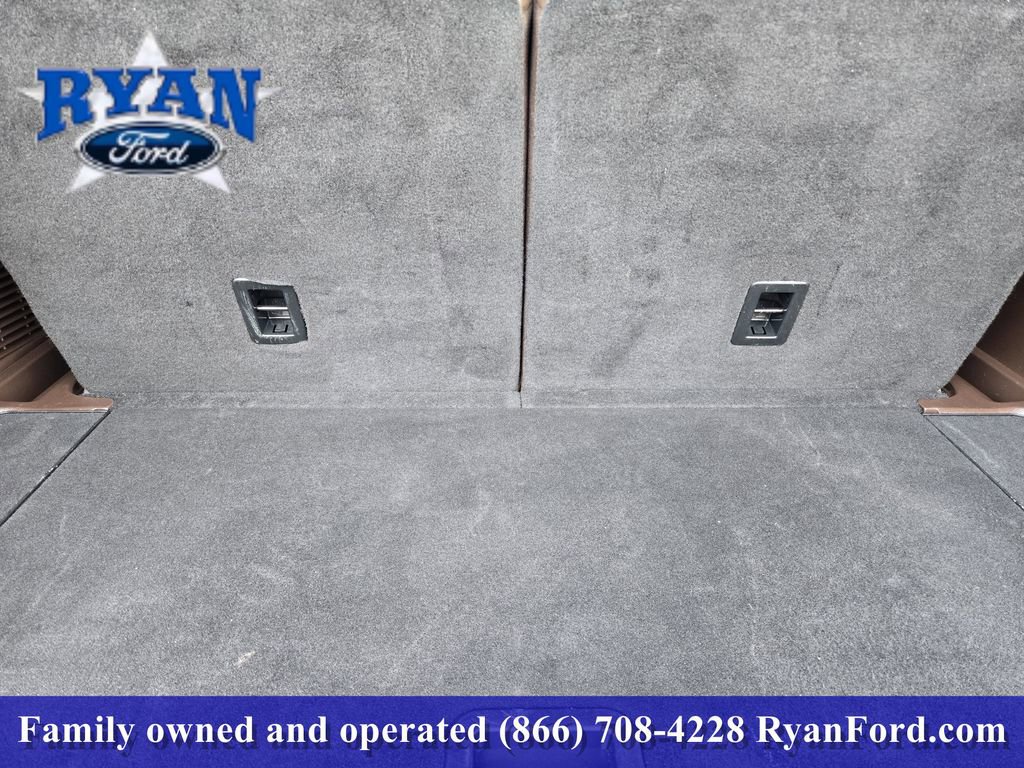 Used 2022 Ford Explorer King Ranch w/ Class IV Trailer Tow Package RWD image 24