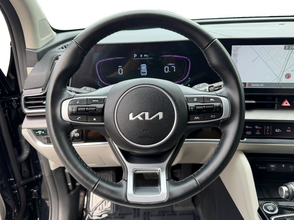 Certified 2024 Kia Sportage EX AWD/4WD image 16
