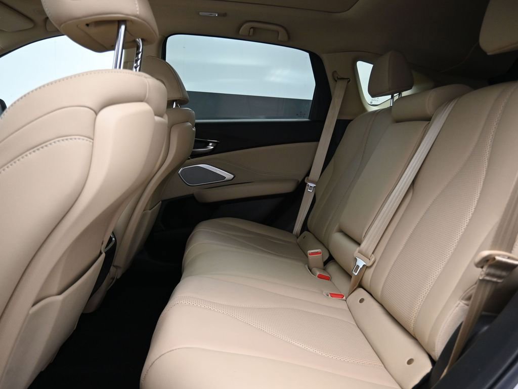 Used 2023 Acura RDX w/ Technology Package image 18