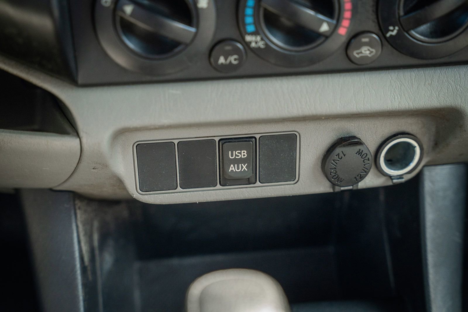 Used 2015 Toyota Tacoma PreRunner w/ Convenience Package RWD image 29