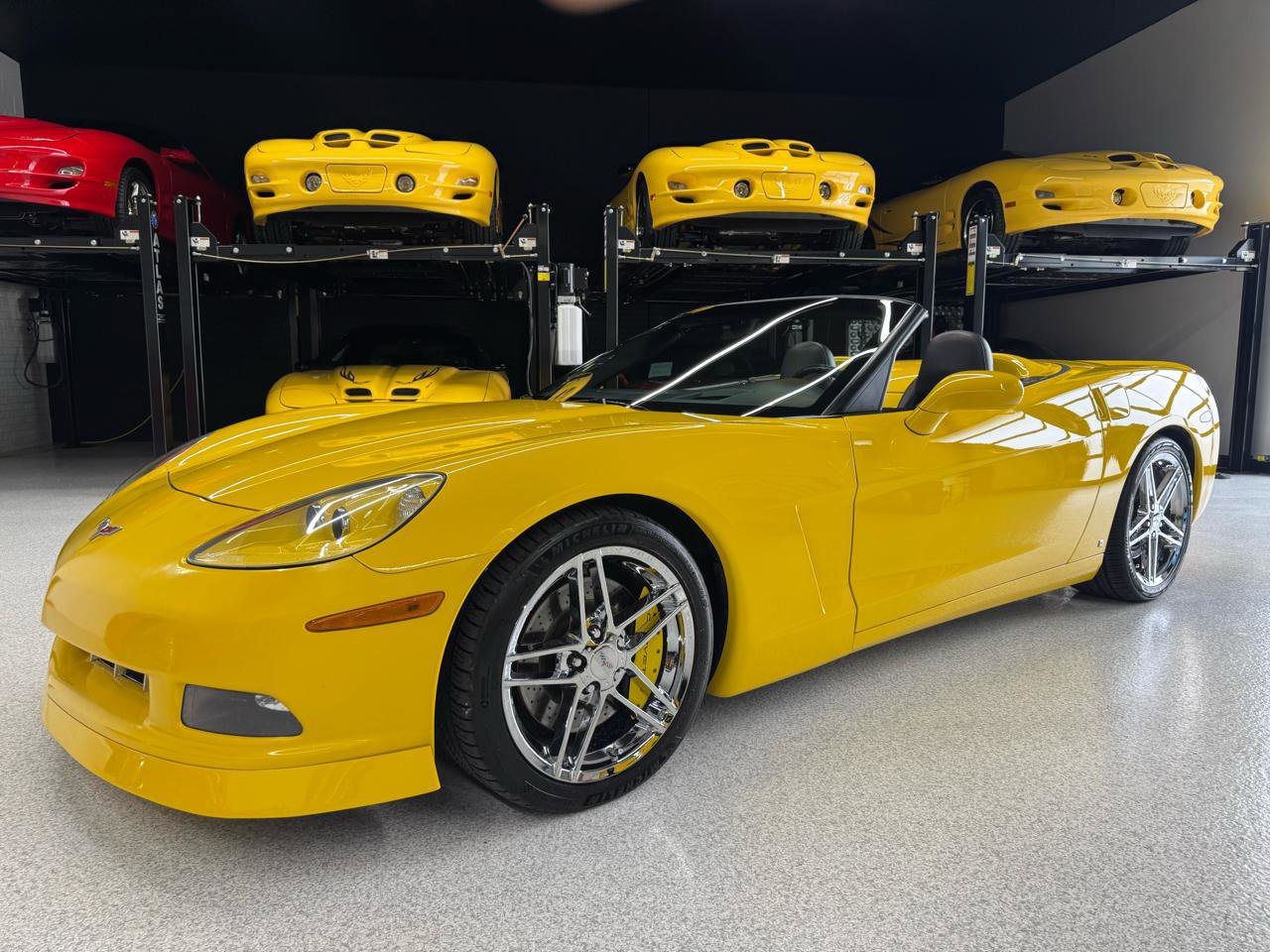 Used 2006 Chevrolet Corvette Convertible w/ Preferred Equipment Group image 4