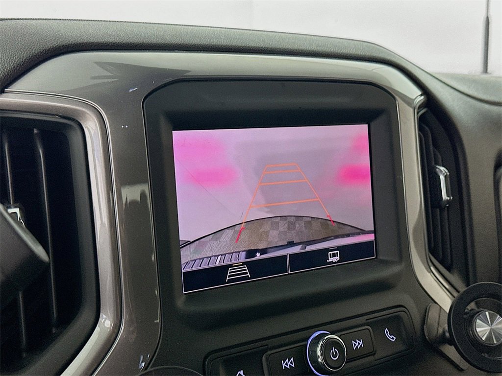 Used 2025 Chevrolet Silverado 2500 Custom w/ Custom Value Package image 23