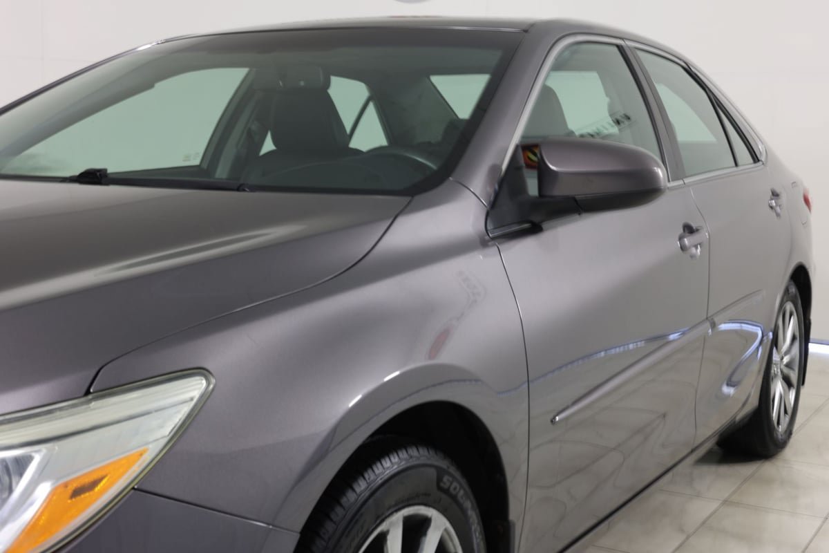 Used 2015 Toyota Camry XLE FWD image 46