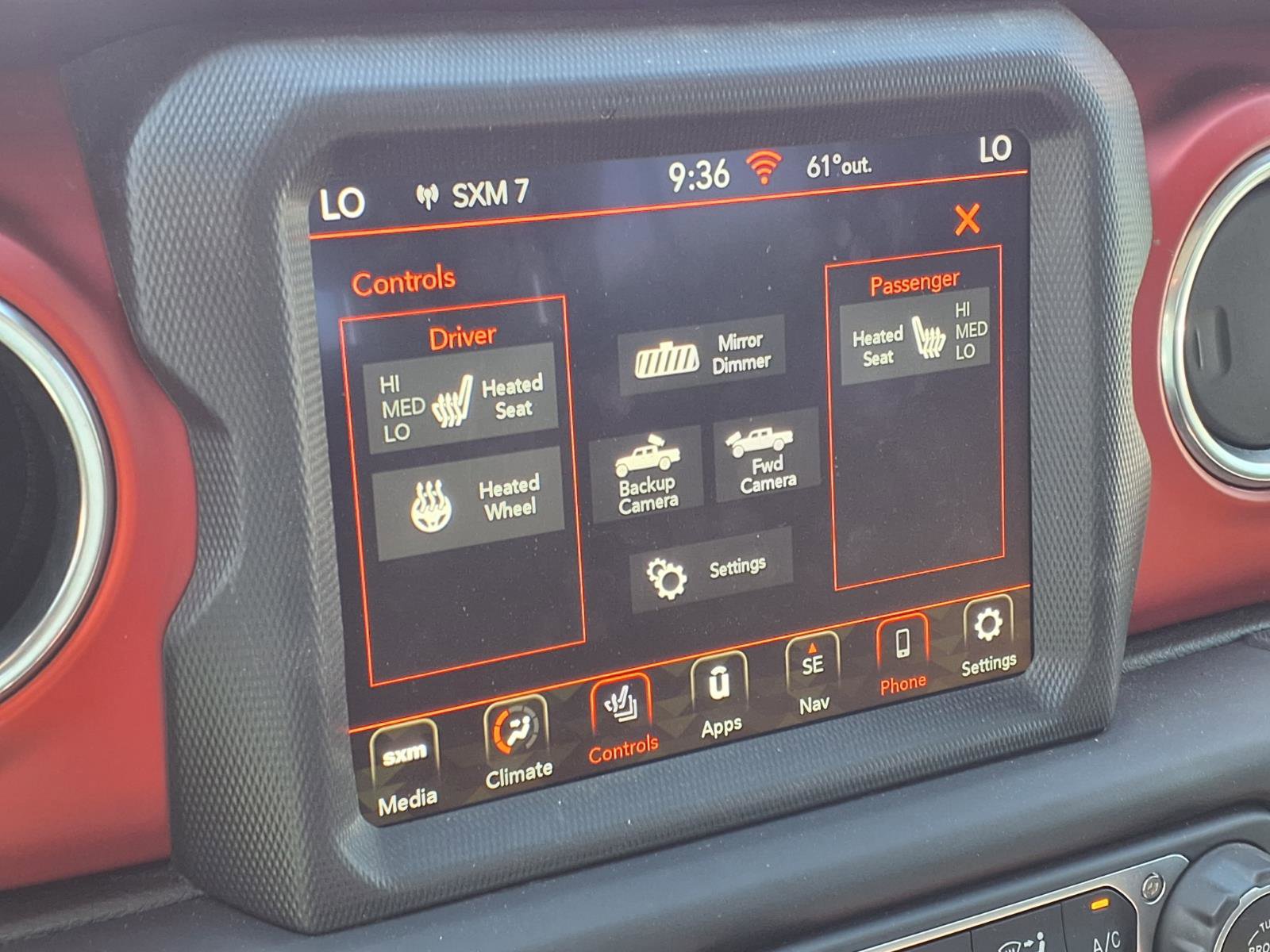 Used 2021 Jeep Gladiator Rubicon AWD/4WD image 9
