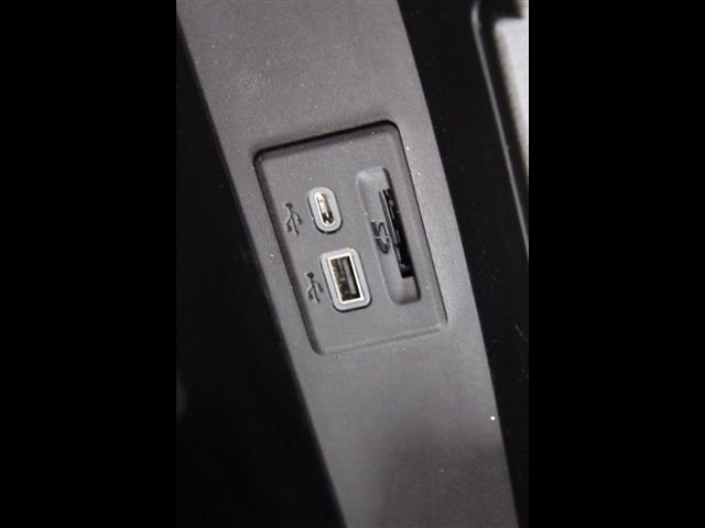 Used 2021 Chevrolet Suburban LT AWD/4WD image 45