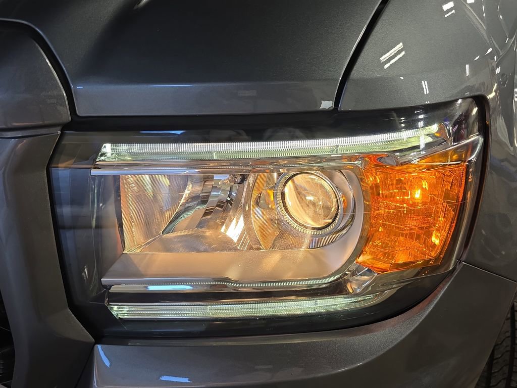 Used 2022 GMC Canyon Elevation w/ Trailering Package AWD/4WD image 31