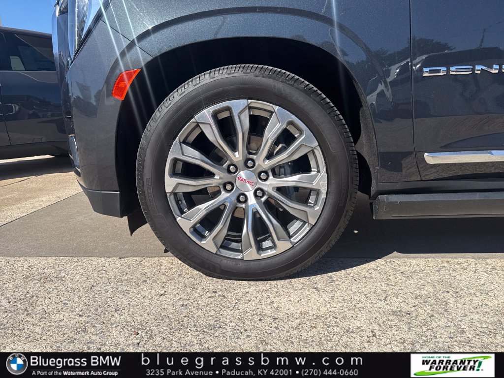 Used 2022 GMC Yukon Denali w/ Denali Ultimate Package AWD/4WD image 28