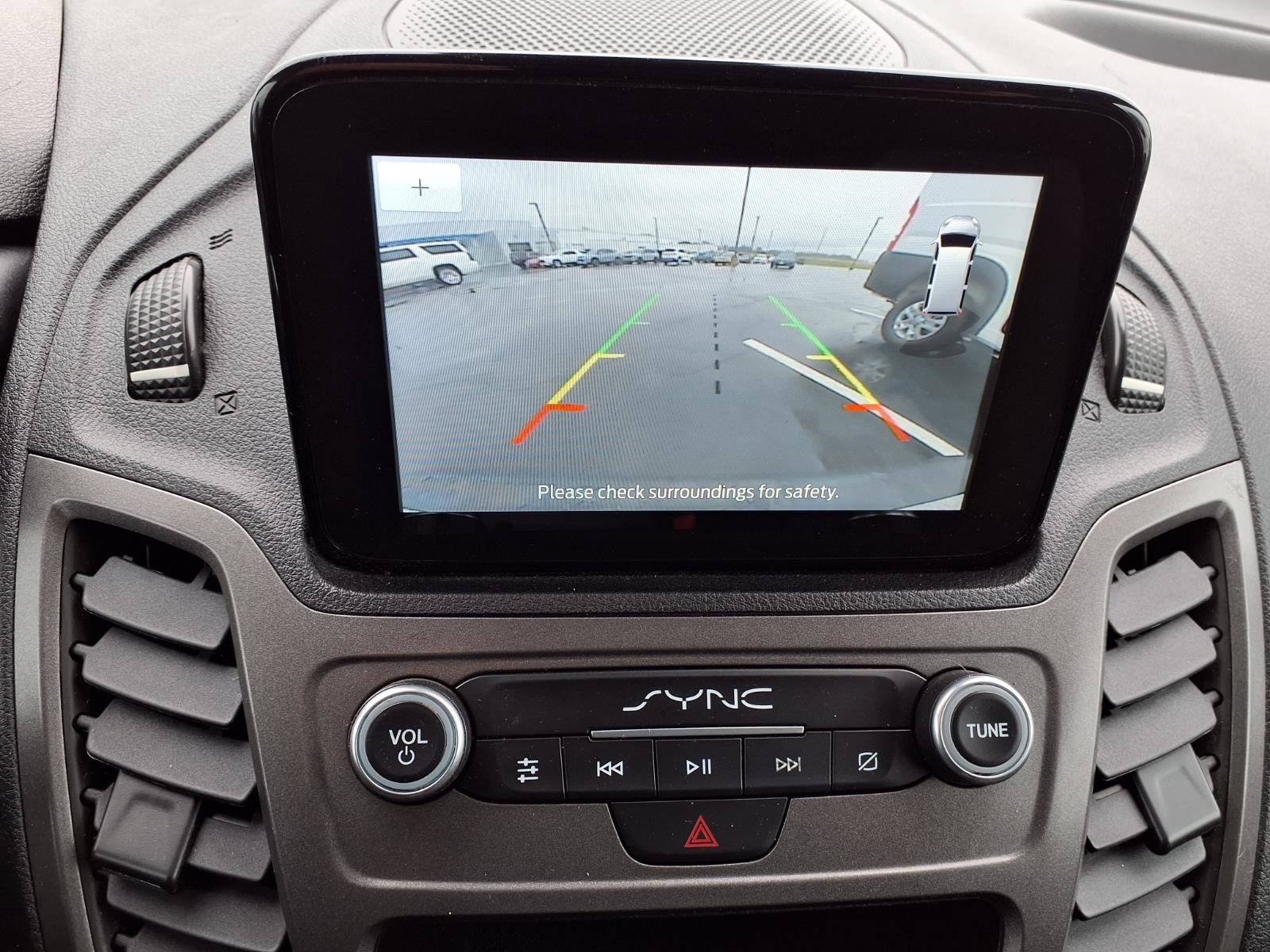 Used 2023 Ford Transit Connect XL image 11