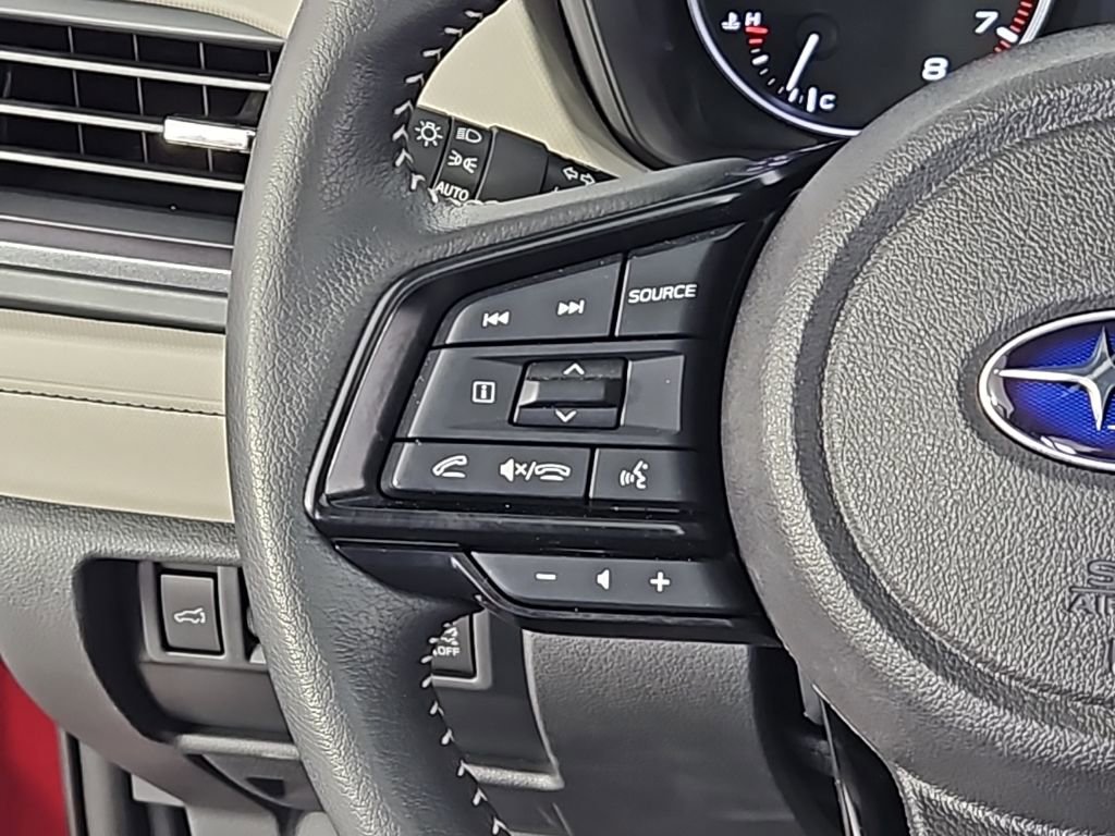 Used 2025 Subaru Forester Premium AWD/4WD image 30
