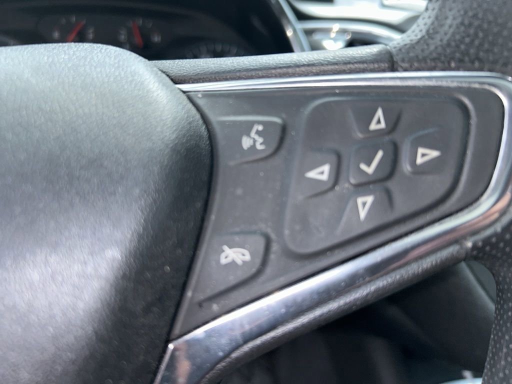 Used 2021 Chevrolet Malibu LT image 11