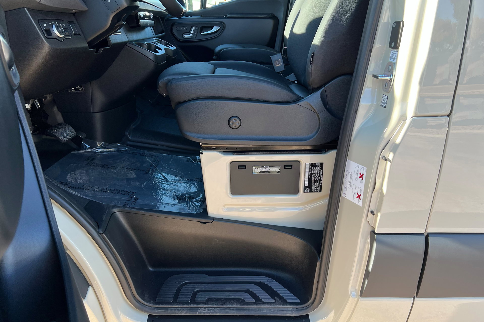 New 2026 Mercedes-Benz Sprinter 2500 image 17