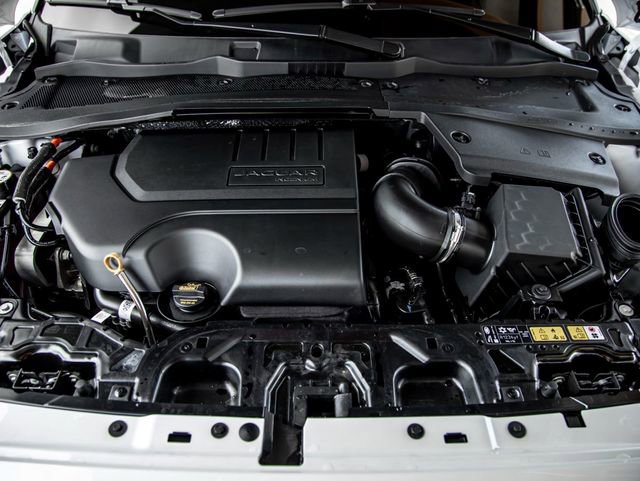 New 2024 Jaguar E-PACE R-Dynamic SE image 30