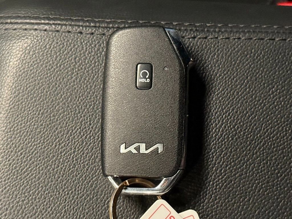Used 2025 Kia Sportage X-Line w/ Premium Package image 19