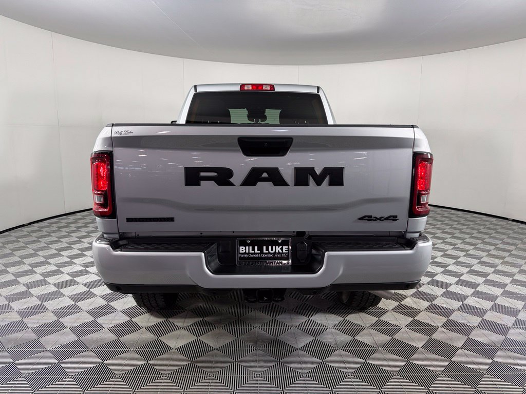Used 2026 RAM 2500 Big Horn AWD/4WD image 9